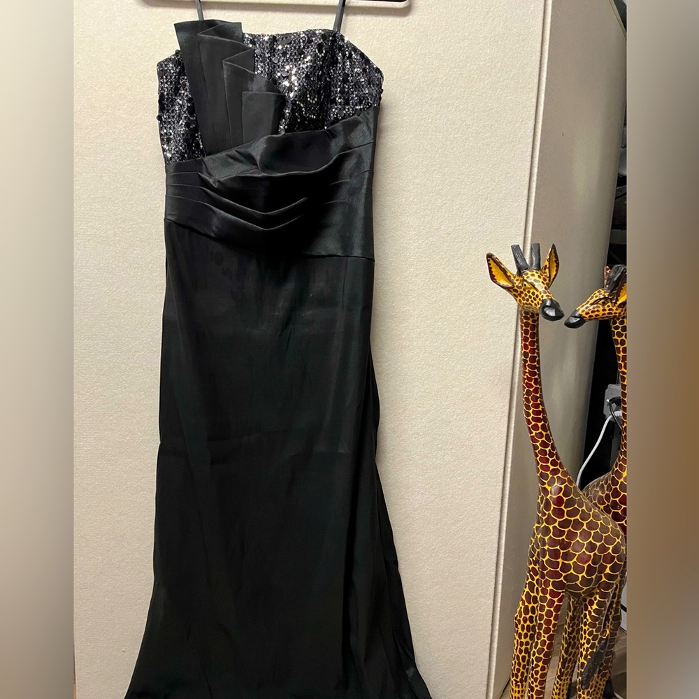 Betsy and Adams Formal Hi-lo evening gown